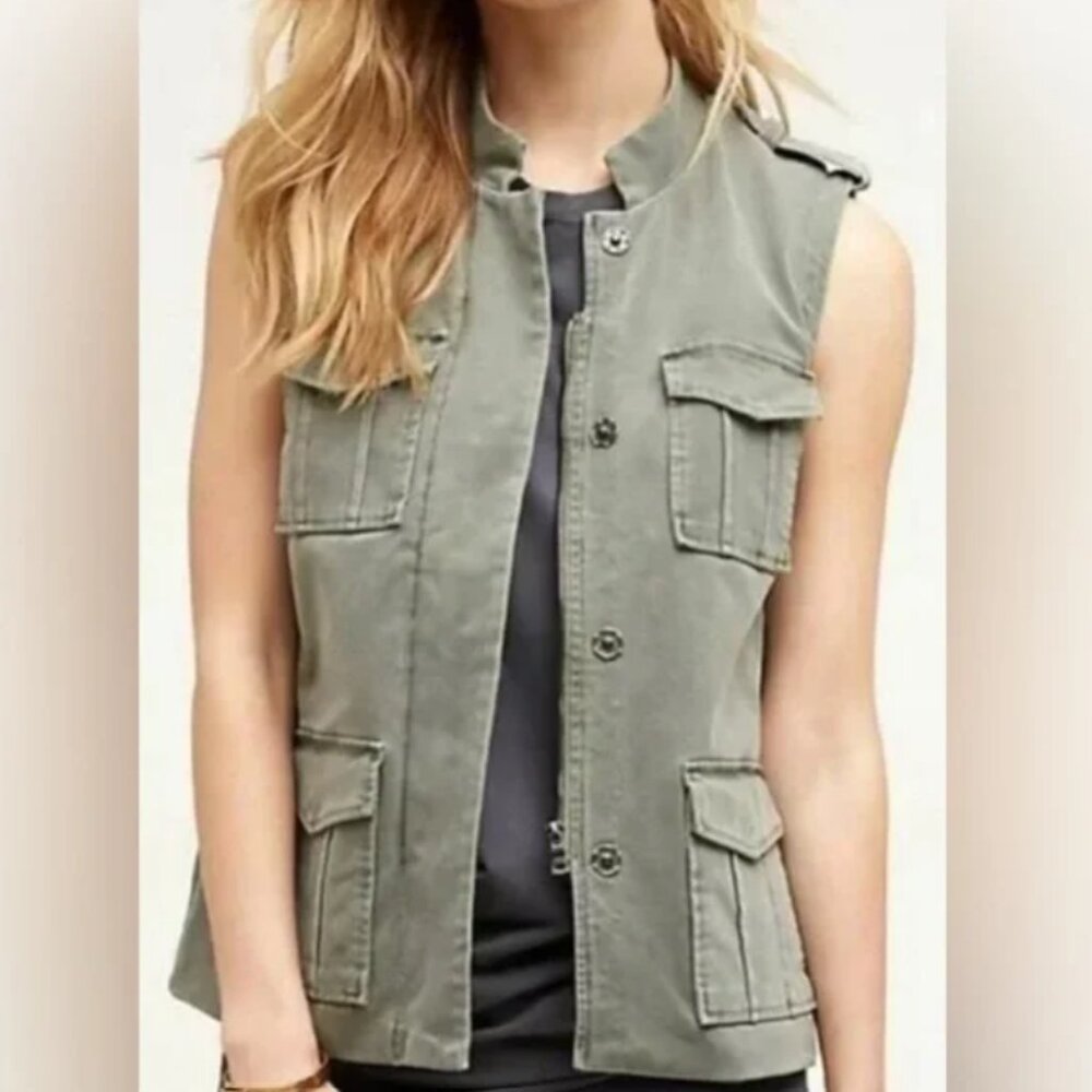 Sleeveless Utility Vest in Olive Green